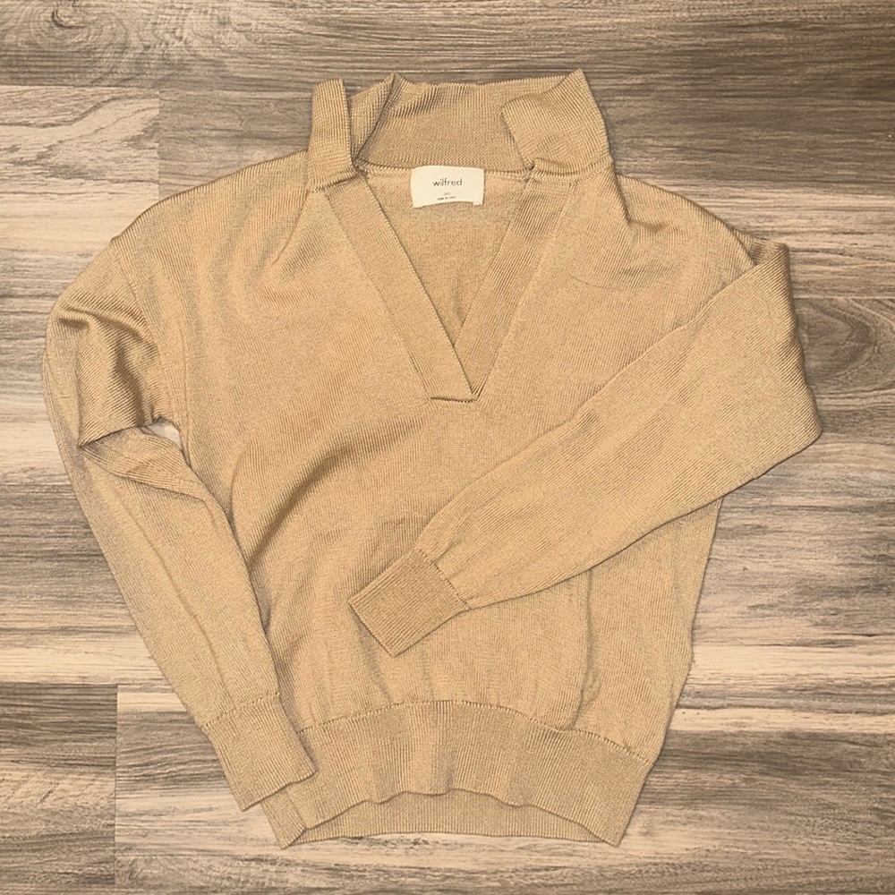 Aritzia Wilfred Sweater in Beige